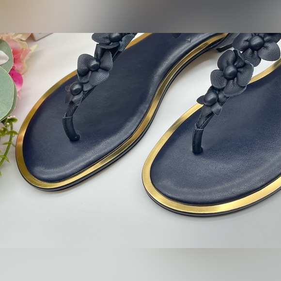 Michael Kors Thong Admiral Blue Leather Sandal Floral Accents - Picture 12 of 16